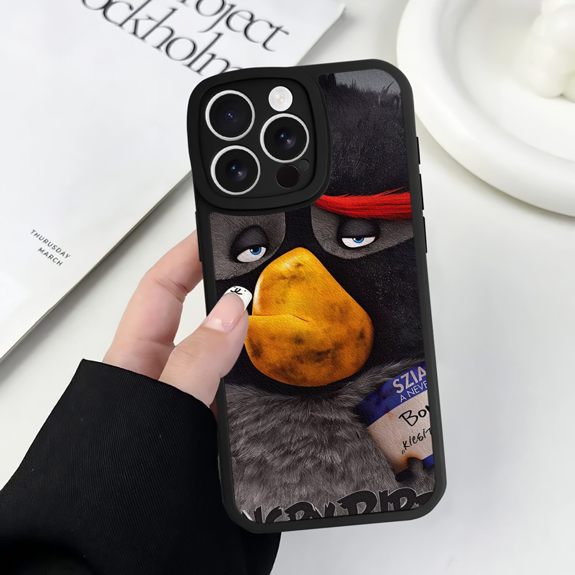 （画像用） Angry Birds アングリーバード 【iPhone 16シリーズ対応】シリコンスマホケース（レザー調） 材質：シリコン